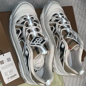 AUTHENTIC Vintage Check Cotton and Leather Arthur Sneakers